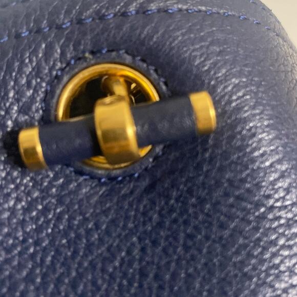 TORY BURCH CHELSEA SLOUCHY BLUE LEATHER TOTE - Picture 6 of 12